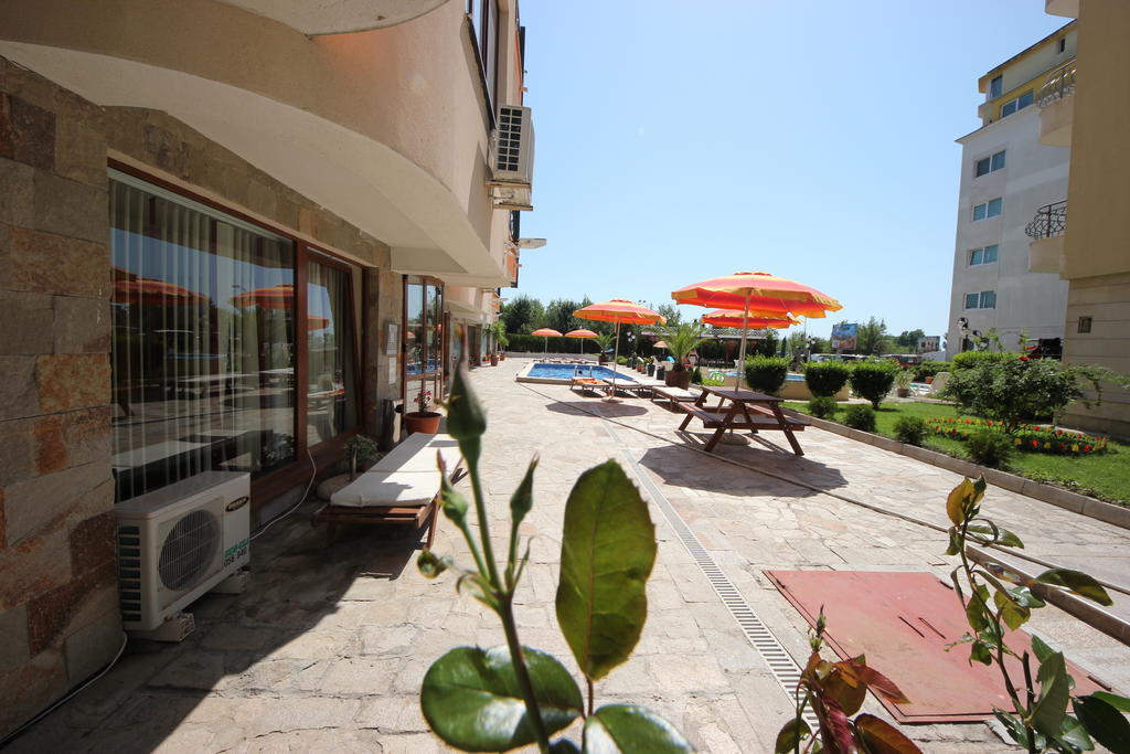 Menada Sea Regal Apartments Napospart Kültér fotó